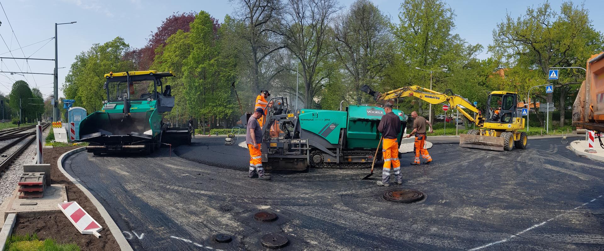 Erneuerung des Kreisels Vor dem Neutor