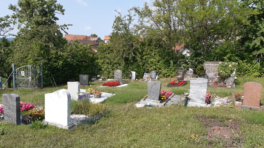 Ilmnitz cemetery